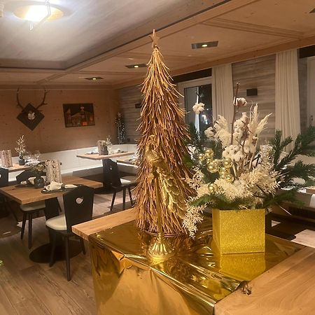 Hotel Stella Moena Eksteriør billede