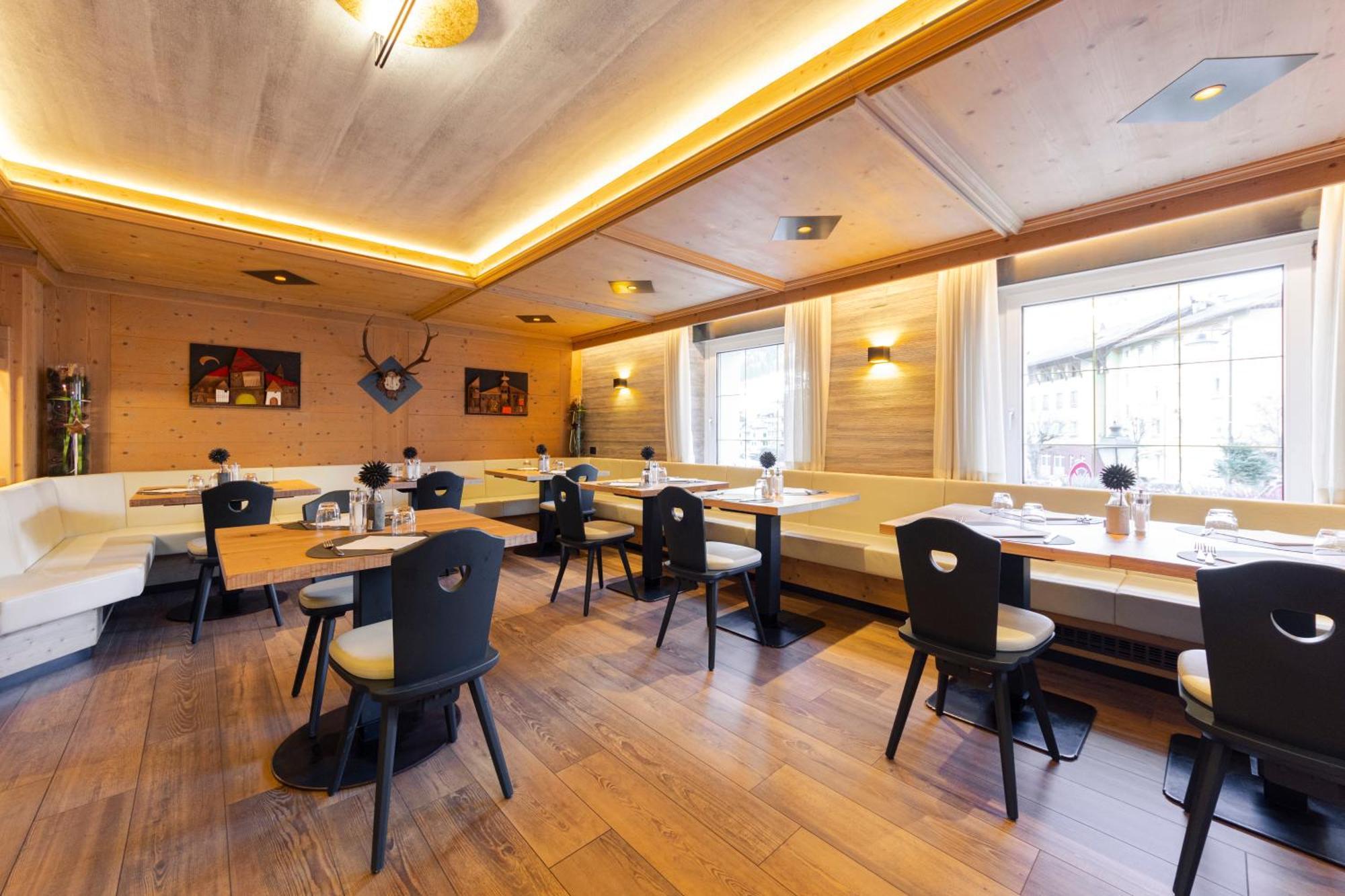 Hotel Stella Moena Eksteriør billede