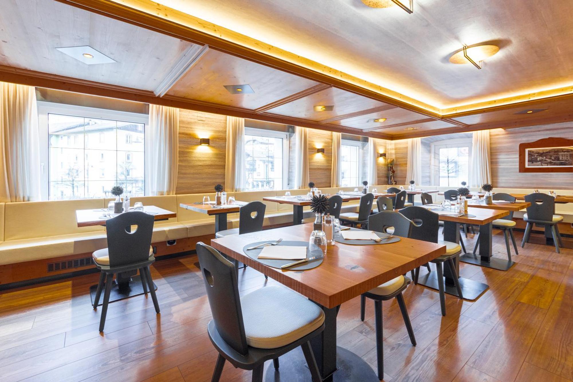 Hotel Stella Moena Eksteriør billede